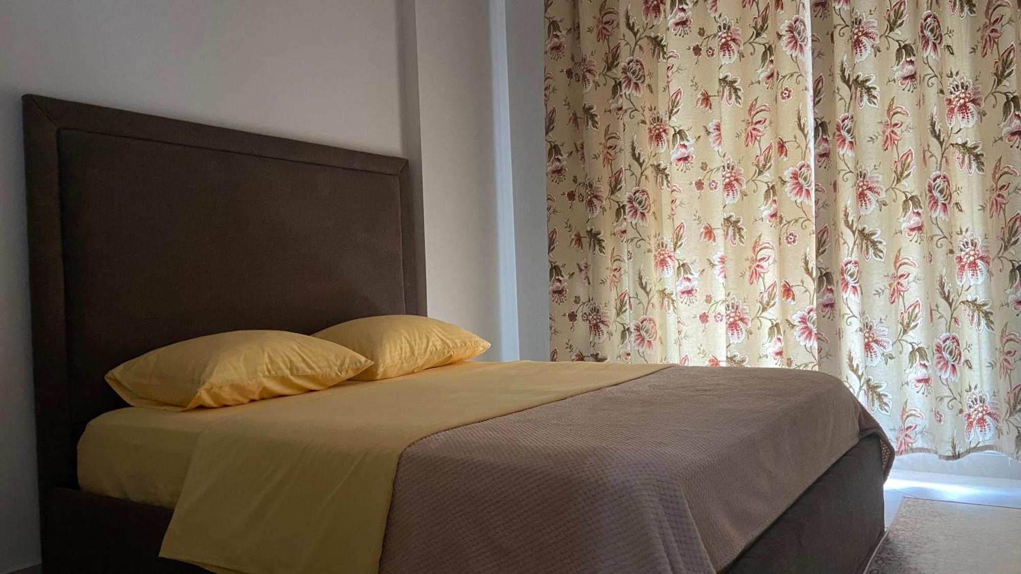 Apartamento Contact 2 Tirana