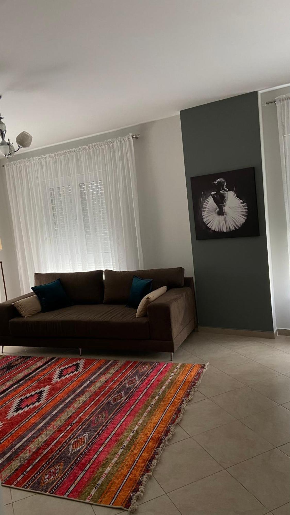 Apartamento Contact 2